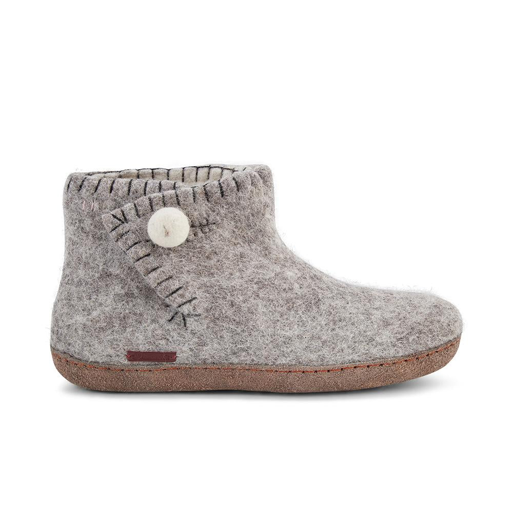 Betterfelt Daisy In Grey With Leather Soles