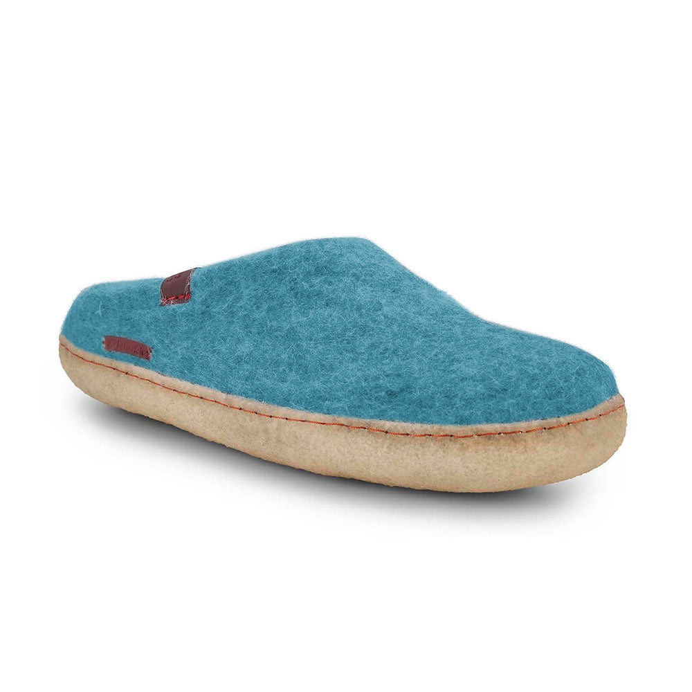 Classic Slipper - Light Blue with Rubber